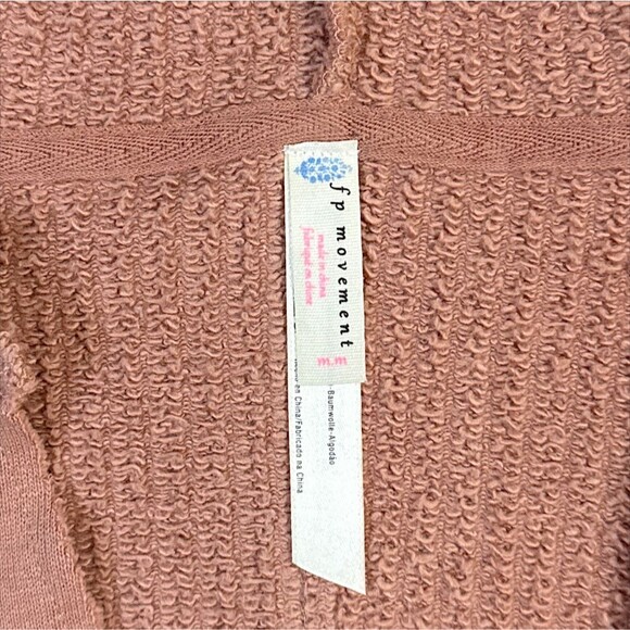 Free People Movement Dream Catcher Hoodie Coral Crochet Trim Boho Raw Hem Sz Med - Picture 5 of 8